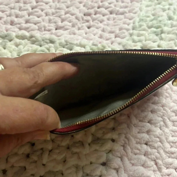 Red leather wallet - Picture 5 of 6